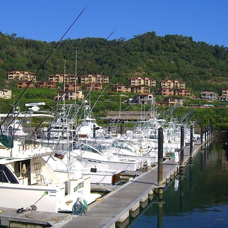 Stay In Cr Los Suenos Condos Jaco Bagian luar foto