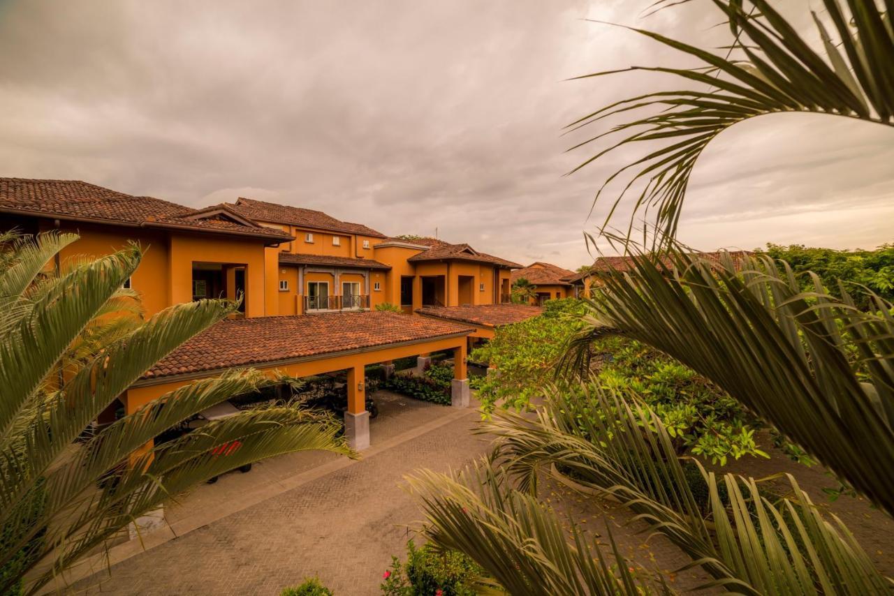 Stay In Cr Los Suenos Condos Jaco Bagian luar foto